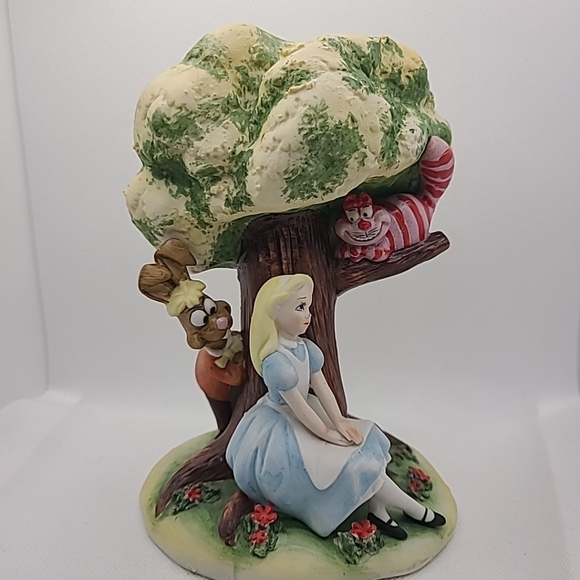 Walt Disney Productions Porcelain Tree Alice in Wonderland 7.25" NO BOX - Picture 2 of 9